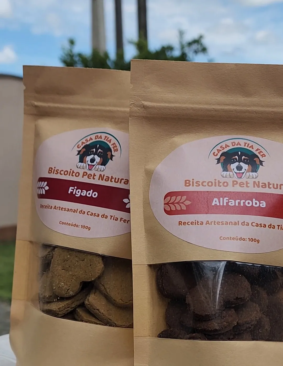 Pacotes de Biscoito Pet Natural, sabores fígado e alfarroba